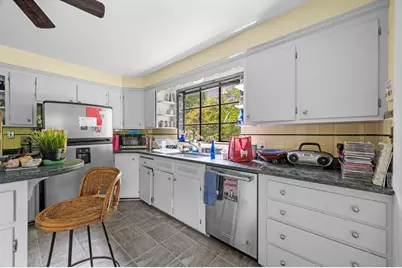 27 Oliver Street, Watertown, MA 02472 - Photo 11