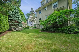 27 Oliver St, Watertown, MA 02472 - Photo 29