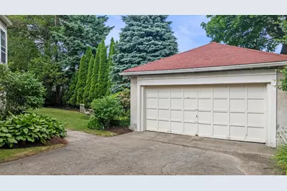 27 Oliver Street, Watertown, MA 02472 - Photo 3