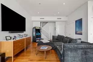 975 Memorial Dr, Cambridge, MA 02138 - Photo 9