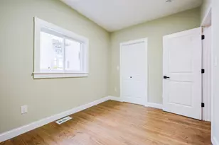 11 Watson St, Somerville, MA 02144 - Photo 15