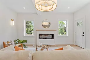 60 Neillian St, Bedford, MA 01730 - Photo 11