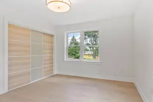 60 Neillian St, Bedford, MA 01730 - Photo 19