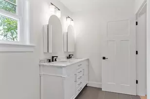 60 Neillian St, Bedford, MA 01730 - Photo 23