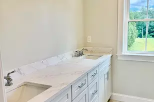 102 Mt Lebanon St, Pepperell, MA 01463 - Photo 27