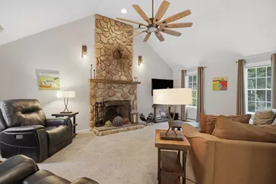 115 Hunter Road, Uxbridge, MA 01569 - Photo 3