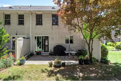 19 Mansion Woods Drive #A, Agawam, MA 01001 - Photo 23