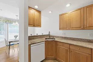 4 Autumn Dr, Hudson, MA 01749 - Photo 5