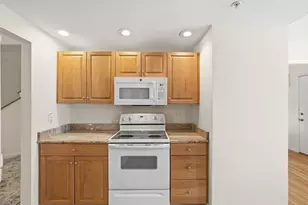 4 Autumn Dr, Hudson, MA 01749 - Photo 7