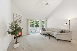 4 Autumn Dr, Hudson, MA 01749 - Photo 11