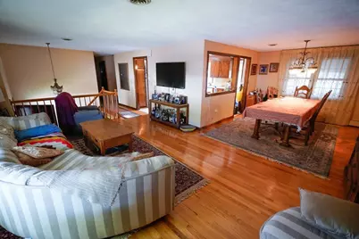 17 Old Farm Rd, Reading, MA 01867 - Photo 9
