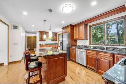52 Wellesley Dr, Longmeadow, MA 01106 - Photo 13
