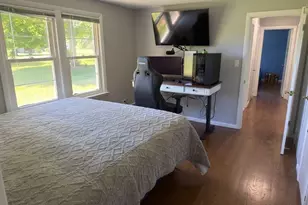 91 Pleasant St, Northborough, MA 01532 - Photo 21