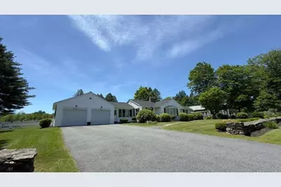 91 Pleasant St, Northborough, MA 01532 - Photo 3
