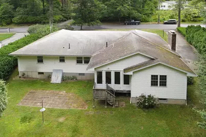 30 Gill Ct, Northbridge, MA 01588 - Photo 3