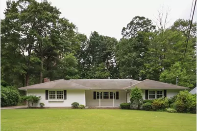 30 Gill Ct, Northbridge, MA 01588 - Photo 1