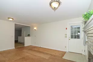 30 Gill Ct, Northbridge, MA 01588 - Photo 5