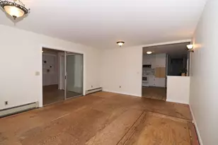 30 Gill Ct, Northbridge, MA 01588 - Photo 7