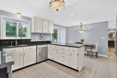 157 Meadow Rd, Longmeadow, MA 01106 - Photo 7