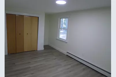4 Cranberry Meadow Shore Rd, Charlton, MA 01507 - Photo 7