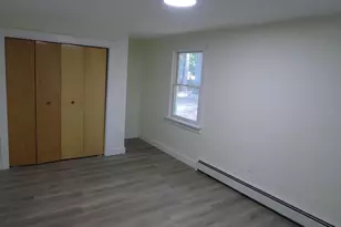 4 Cranberry Meadow Shore Rd, Charlton, MA 01507 - Photo 7