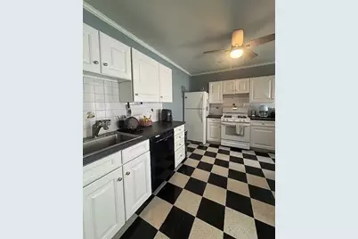 30 Chiswick Rd #2, Boston, MA 02135 - Photo 7