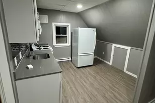 8 Holman St, Attleboro, MA 02703 - Photo 1