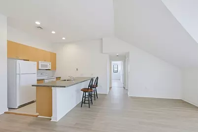 72 Ashland St #408, Malden, MA 02148 - Photo 3