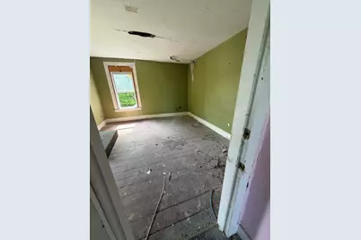 27 Daniels Ave, Pittsfield, MA 01201 - Photo 17