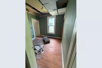27 Daniels Ave, Pittsfield, MA 01201 - Photo 11