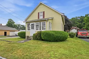 71 Worthington St, Chicopee, MA 01020 - Photo 3