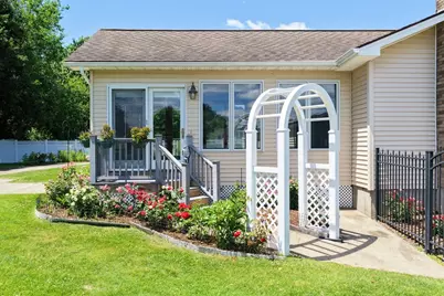 169 Country Rd, Agawam, MA 01001 - Photo 3