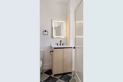30 Condor St #4, Boston, MA 02128 - Photo 27