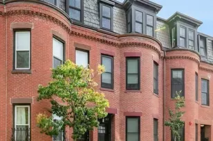 213 Green St, Cambridge, MA 02139 - Photo 1
