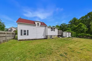 7 Wayne St, Fairhaven, MA 02719 - Photo 27