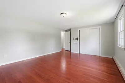1107 N Pleasant St, Amherst, MA 01002 - Photo 19