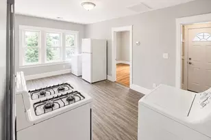 18 Caprera Rd, Worcester, MA 01604 - Photo 15