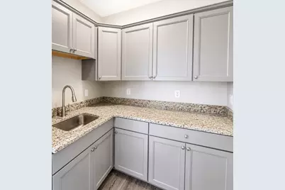 18 Caprera Rd, Worcester, MA 01604 - Photo 13