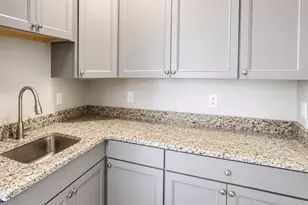 18 Caprera Rd, Worcester, MA 01604 - Photo 13