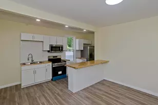 205 St James Ave, Springfield, MA 01109 - Photo 9