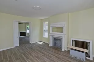 205 St James Ave, Springfield, MA 01109 - Photo 5