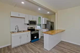205 St James Ave, Springfield, MA 01109 - Photo 7
