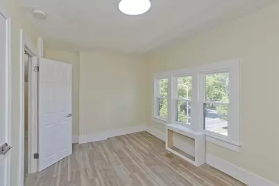 205 St James Ave, Springfield, MA 01109 - Photo 23