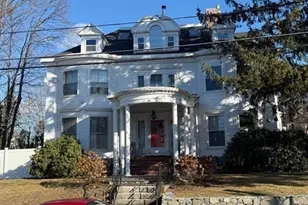 349 Beacon St, Lowell, MA 01850 - Photo 1