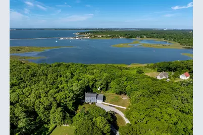 3 Barrett Dr, Mattapoisett, MA 02739 - Photo 1