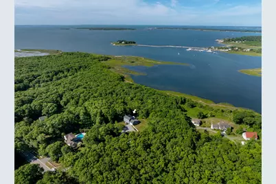 3 Barrett Dr, Mattapoisett, MA 02739 - Photo 3