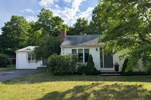 300 S St E, Raynham, MA 02767 - Photo 37