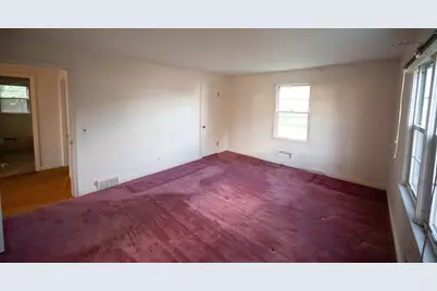 184 Chester St, Fitchburg, MA 01420 - Photo 11