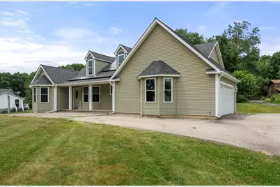 893 Cronin Rd, Warren, MA 01083 - Photo 5