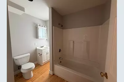 37 Oak Ave, Worcester, MA 01605 - Photo 3